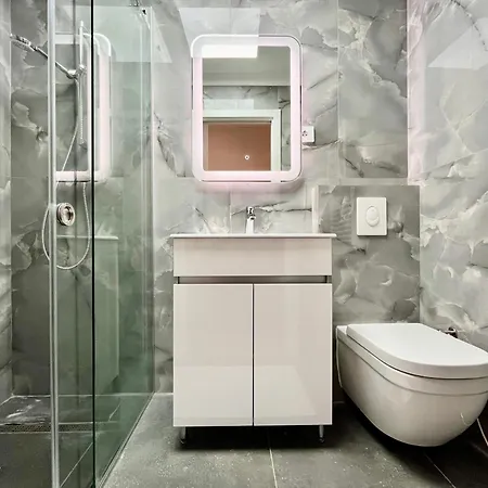 The Retreat * Bucareste