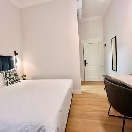 The Retreat Bucarest