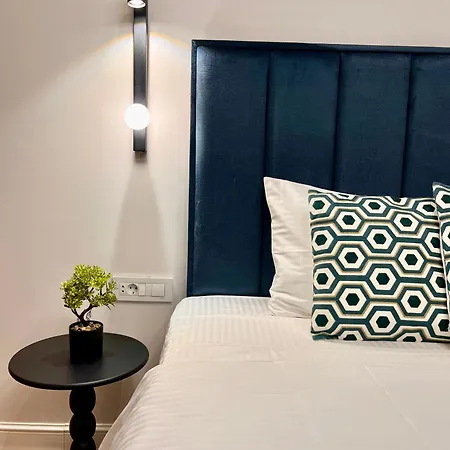 Апартаменты The Retreat